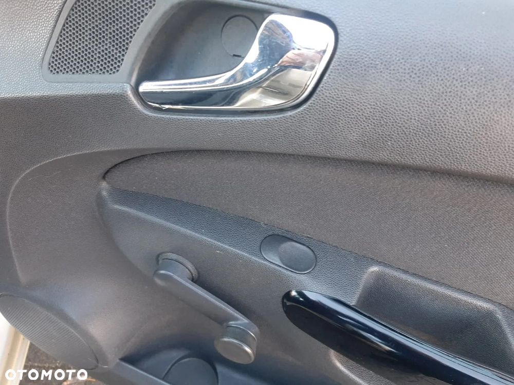 Opel Corsa 1.2 16V Enjoy - 28