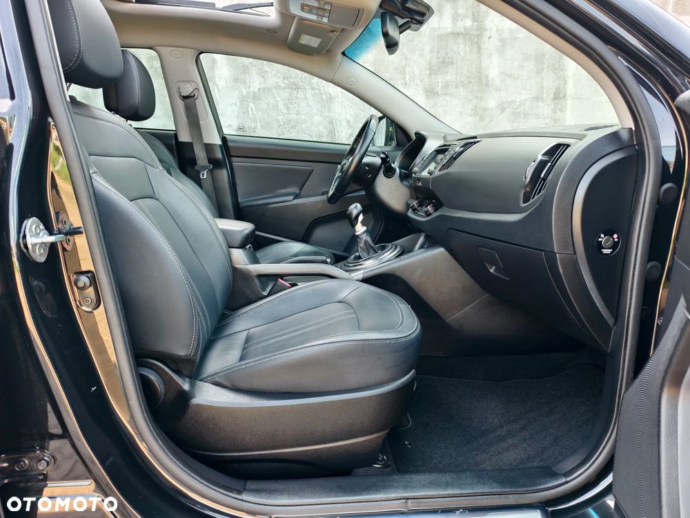 Kia Sportage 1.7 CRDI 2WD Spirit - 16