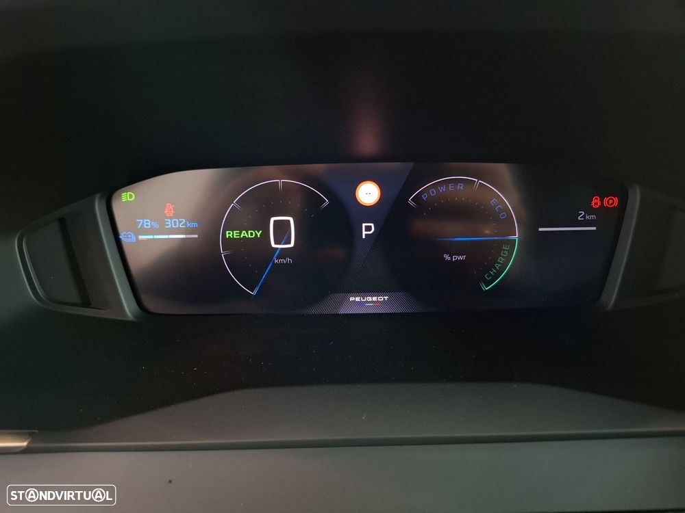 Peugeot e-2008 54 kWh Allure - 14