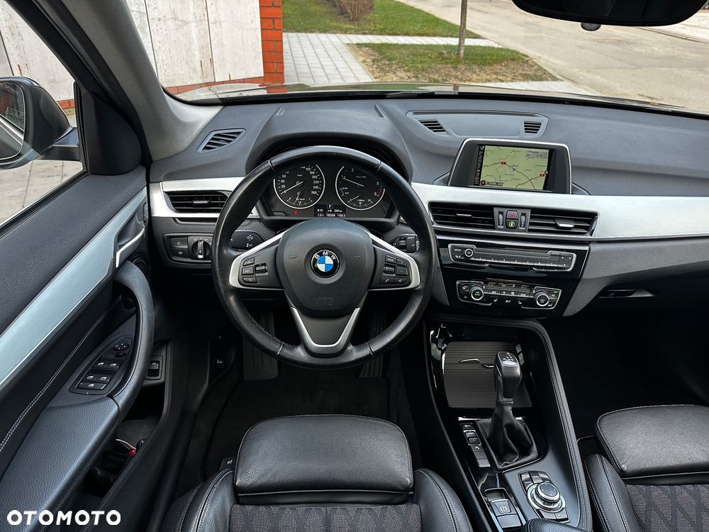 BMW X1 sDrive18d xLine - 14