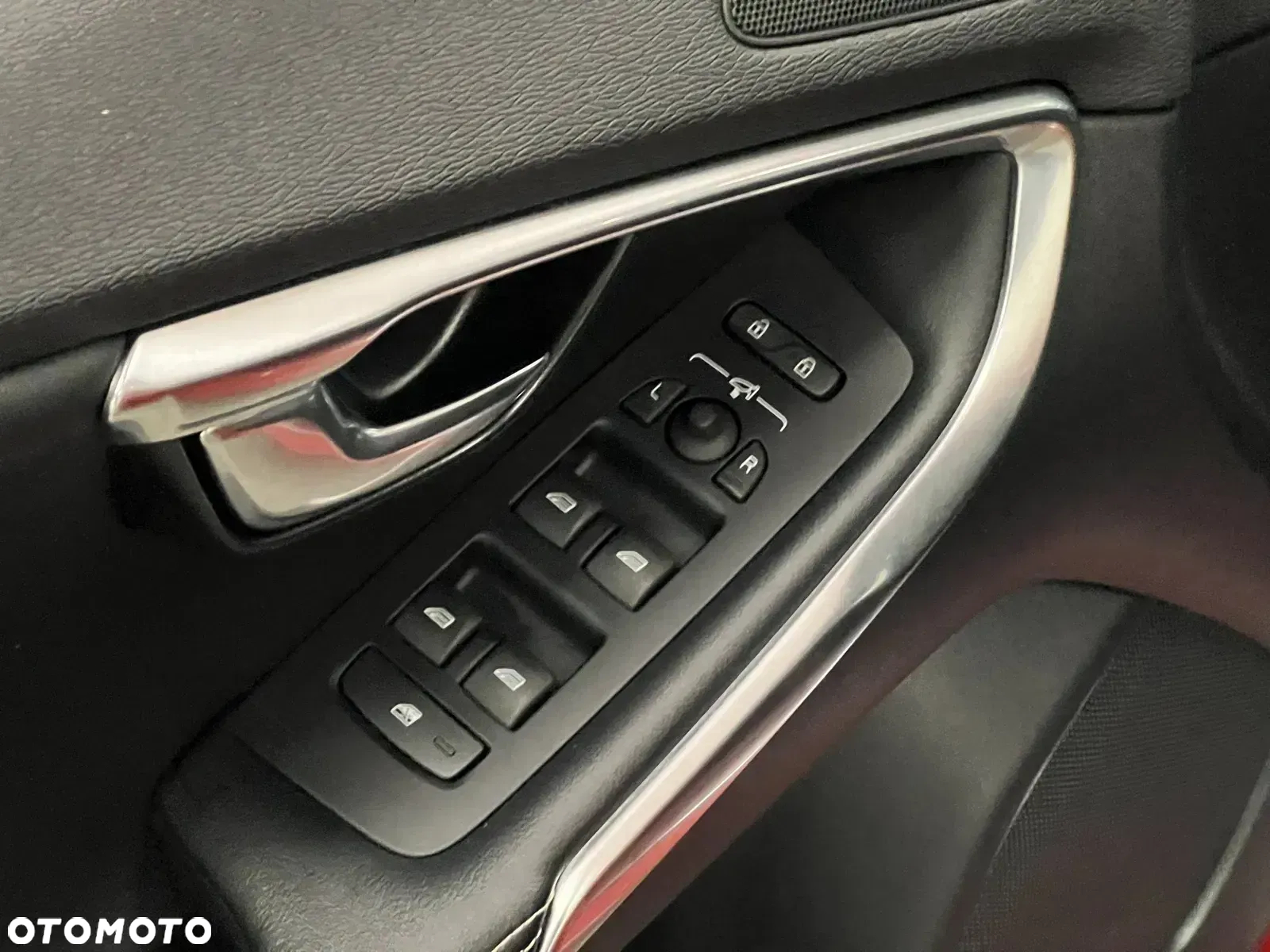 Volvo V40 T4 RDesign - 13