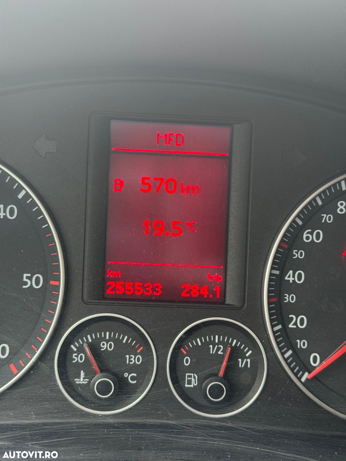 Volkswagen Golf - 14