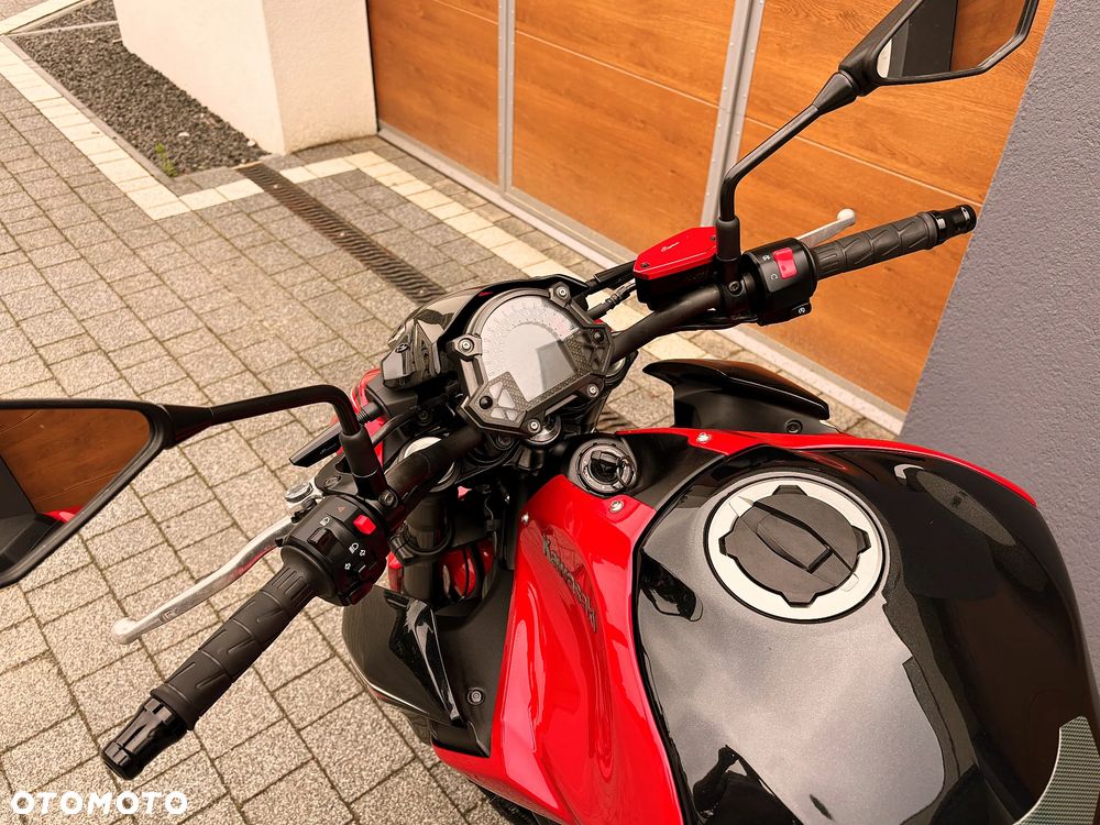Kawasaki Z - 7