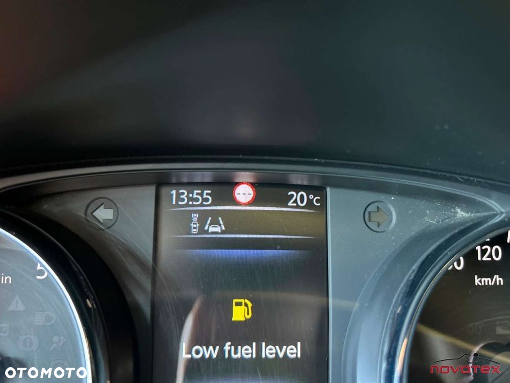 Nissan Qashqai - 25