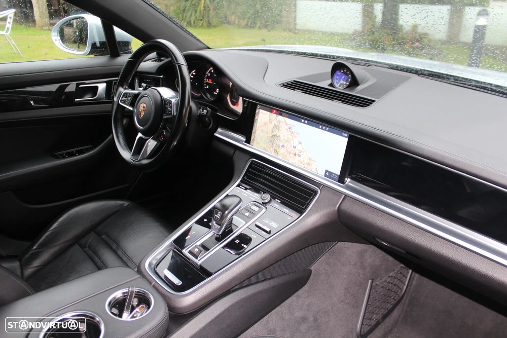 Porsche Panamera S Hybrid - 24