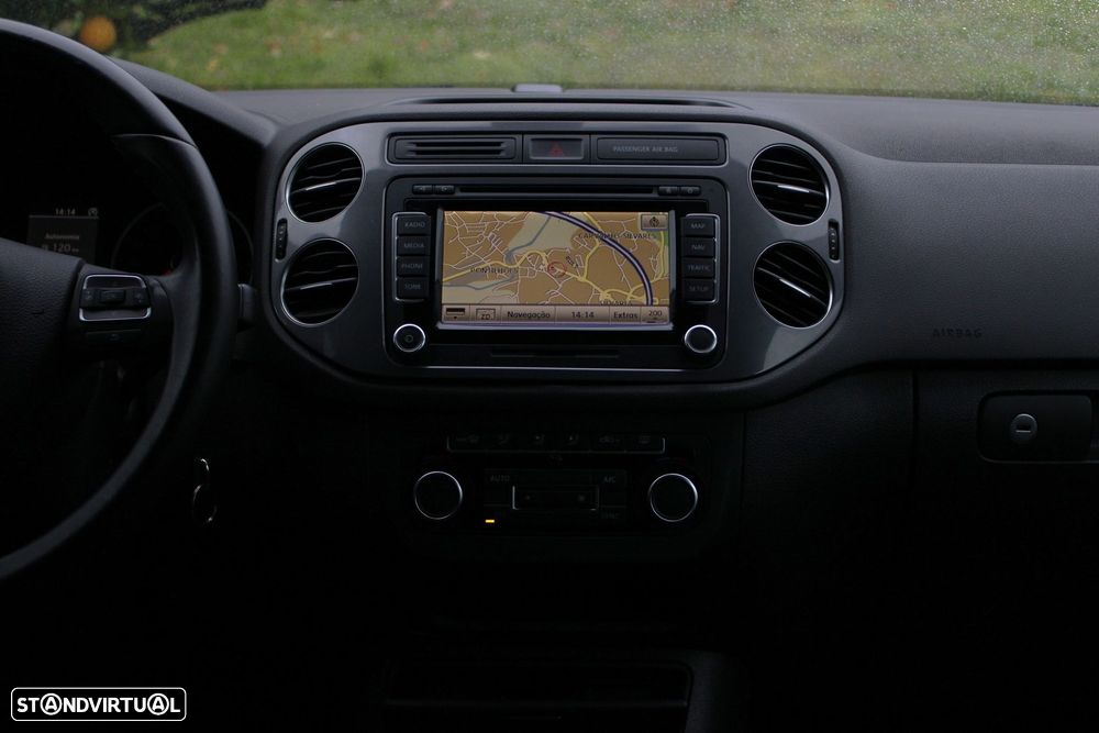 VW Tiguan 2.0 TDi Sport BlueMotion - 34