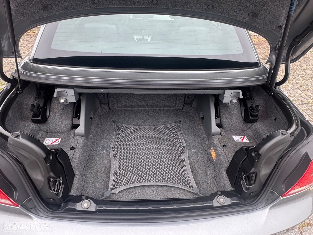 BMW 330 d Auto - 14