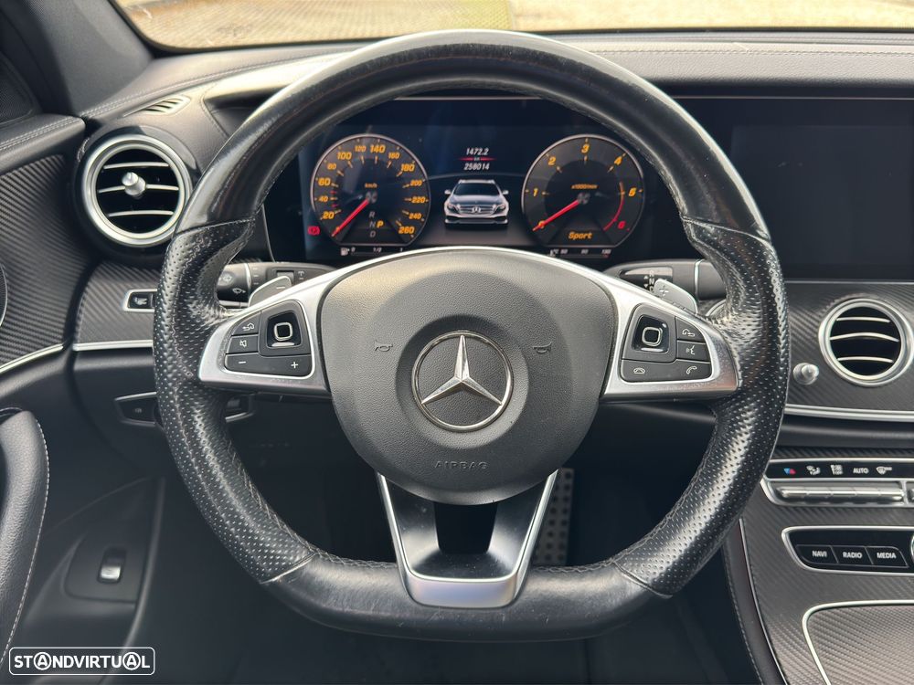 Mercedes-Benz E 220 d AMG - 18