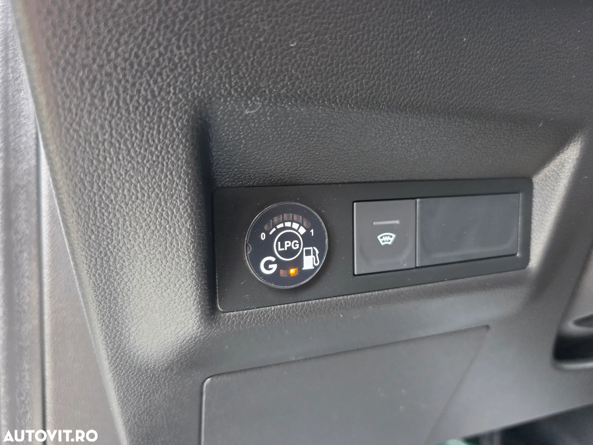 Renault Captur TCe 100 GPL Intens - 23