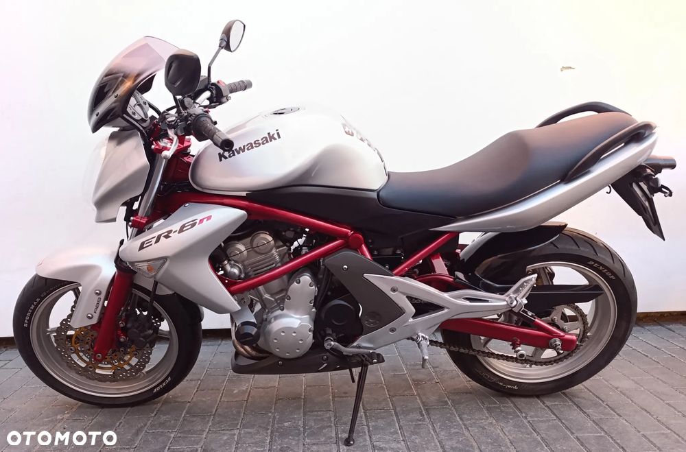 Kawasaki ER - 4