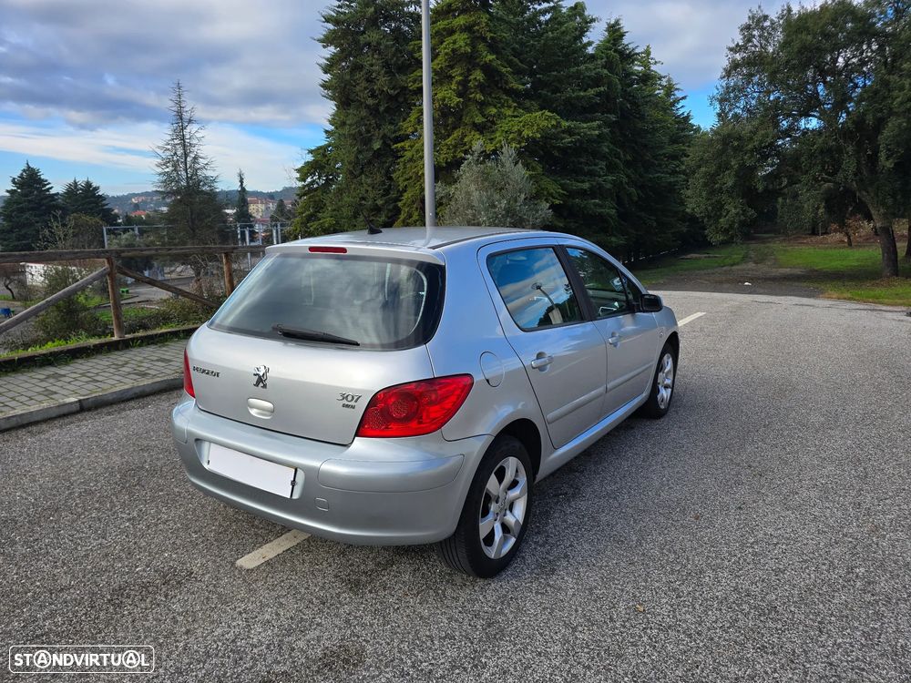 Peugeot 307 1.6 HDi Executive - 7