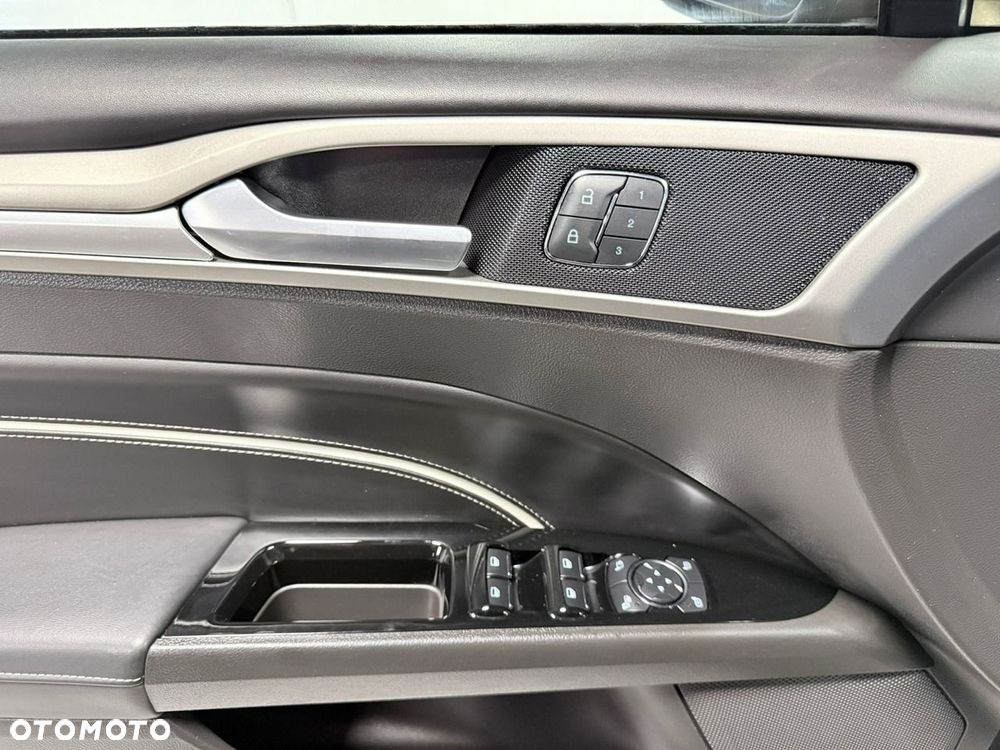 Ford Mondeo 2.0 EcoBlue VIGNALE - 35