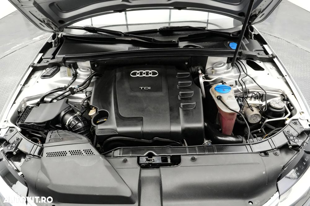 Audi A4 2.0 TDI DPF multitronic Attraction - 22