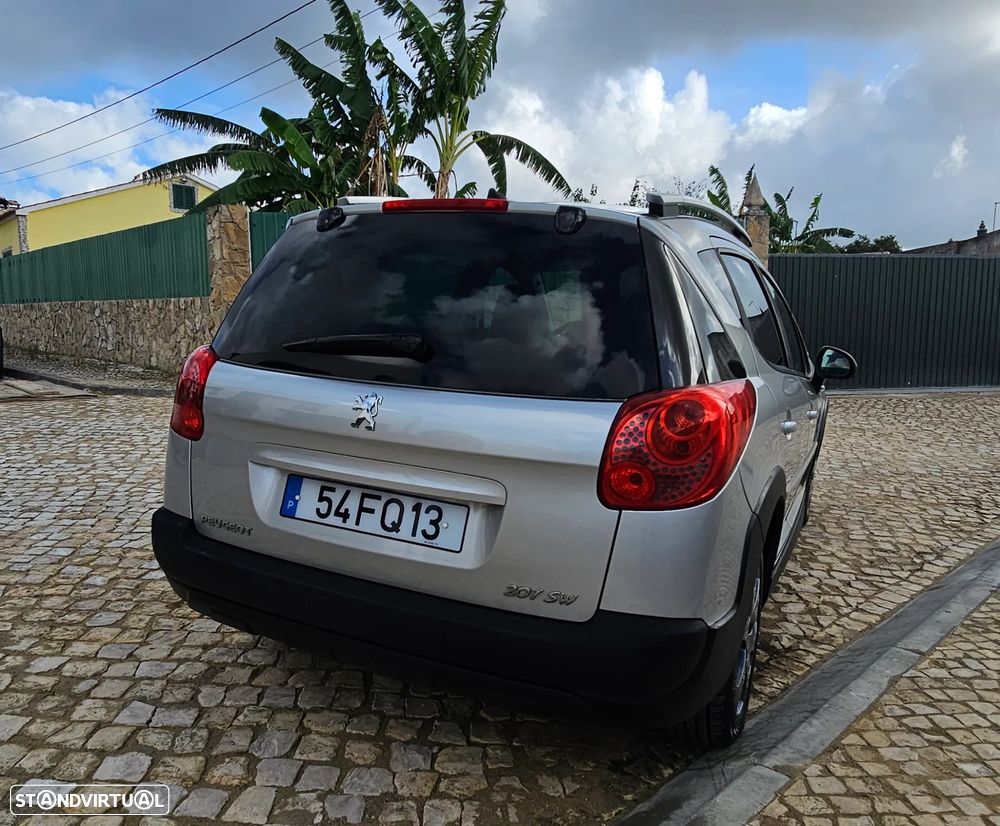 Peugeot 207 SW 1.6 HDi Outdoor - 13