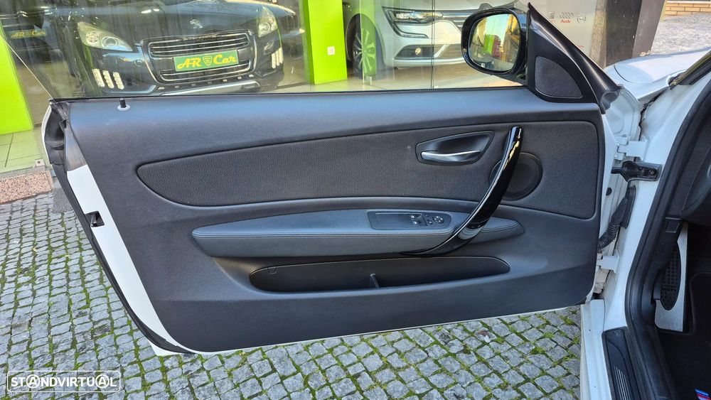 BMW 120 d Coupe Aut. Limited Edition Lifestyle c/ M Sport Pack - 19