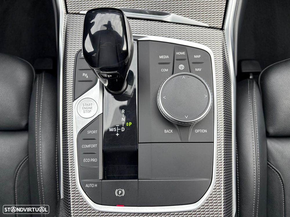 BMW 320 d Touring Aut. Edition M Sport Shadow - 17