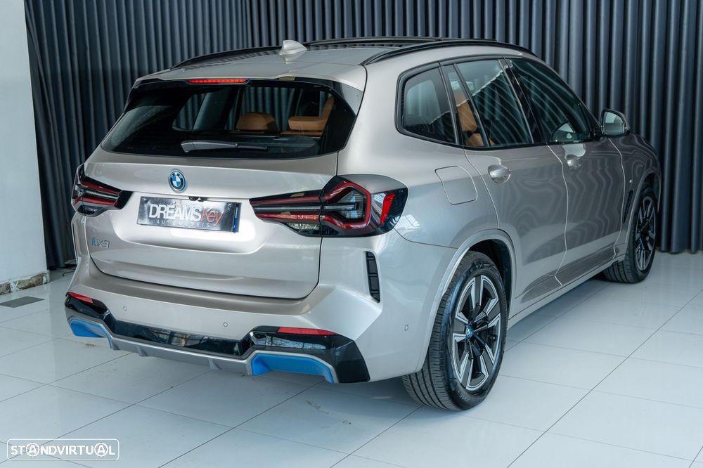 BMW iX3 M Sport Inspiring - 4