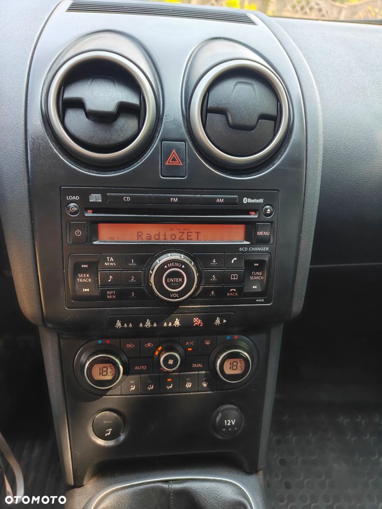 Nissan Qashqai 2.0 lounge - 15