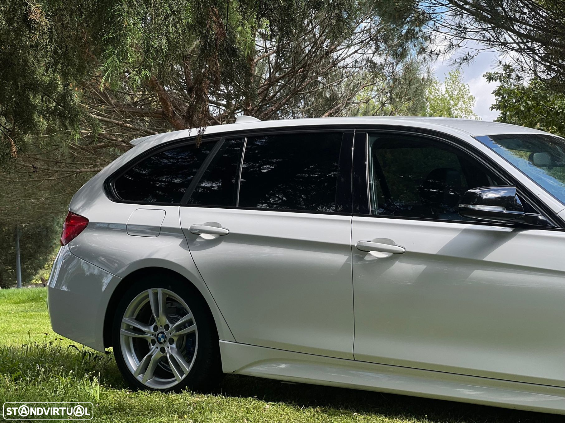 BMW 318 d Touring Pack M - 21