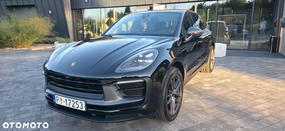 Porsche Macan T - 2
