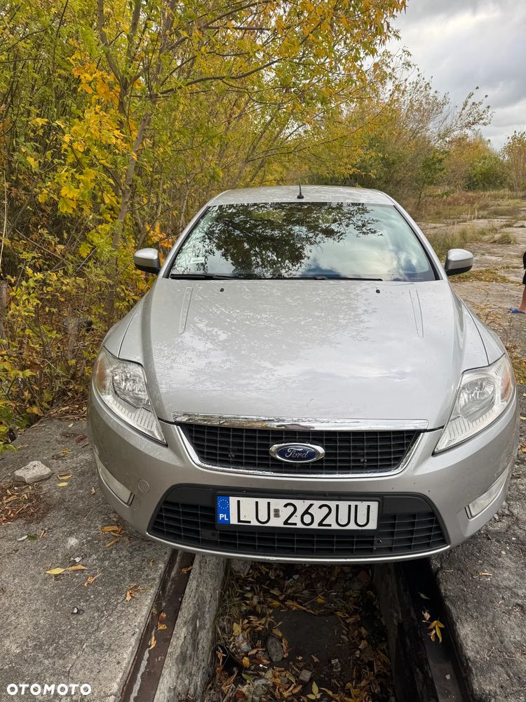 Ford Mondeo - 32