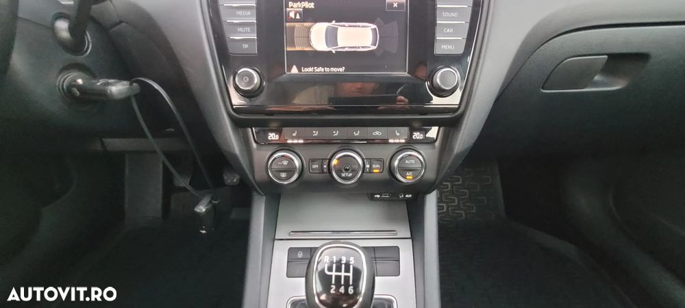 Skoda Octavia 1.4 TSI AMBITION - 20