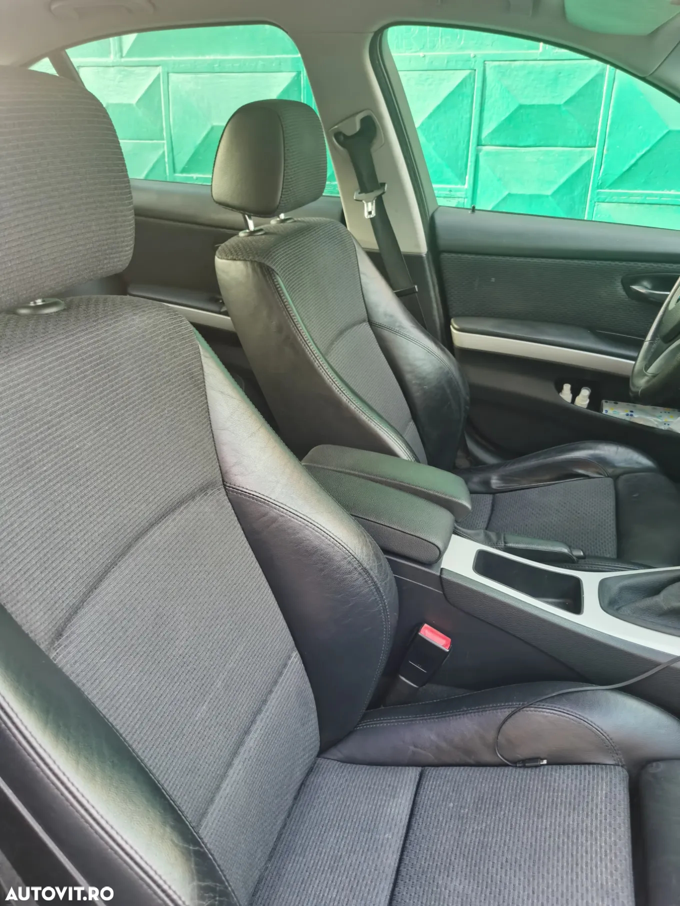 BMW Seria 3 318d - 14