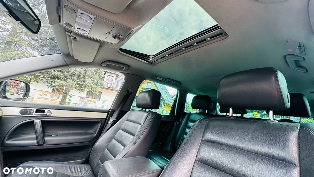 Volkswagen Touareg 3.2 V6 Tiptr - 12