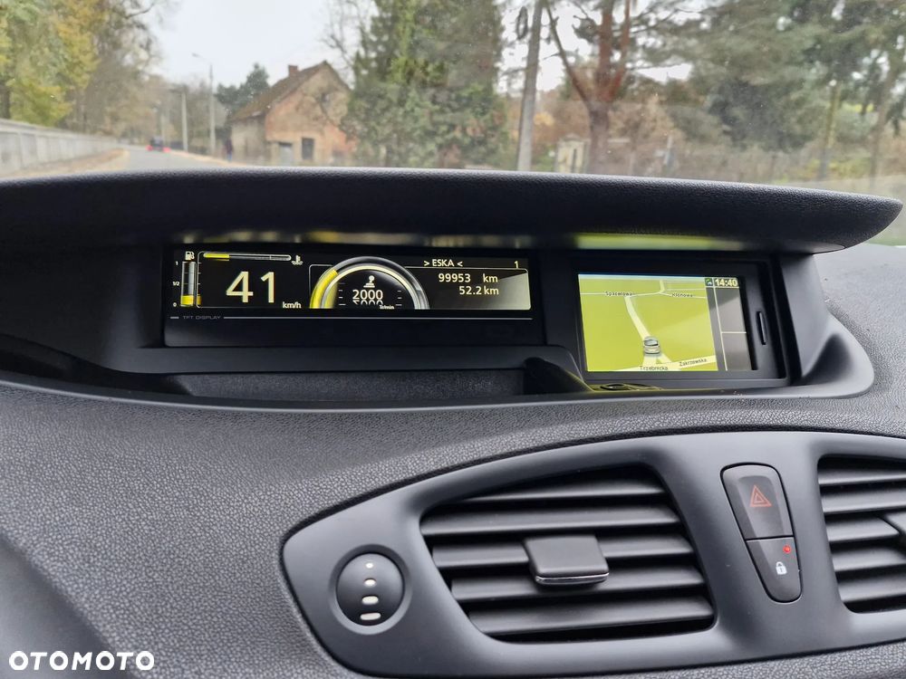 Renault Scenic ENERGY TCe 115 S&S Paris - 11
