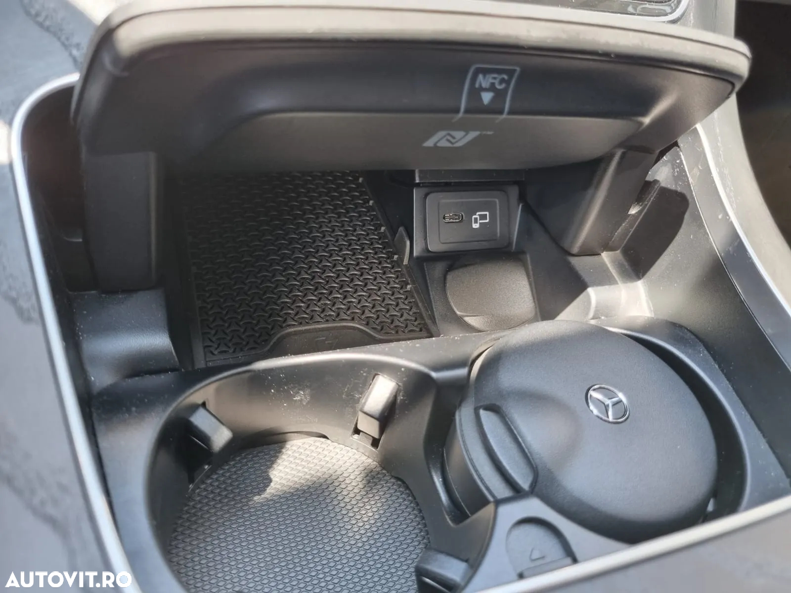 Mercedes-Benz E 220 d Aut. - 13