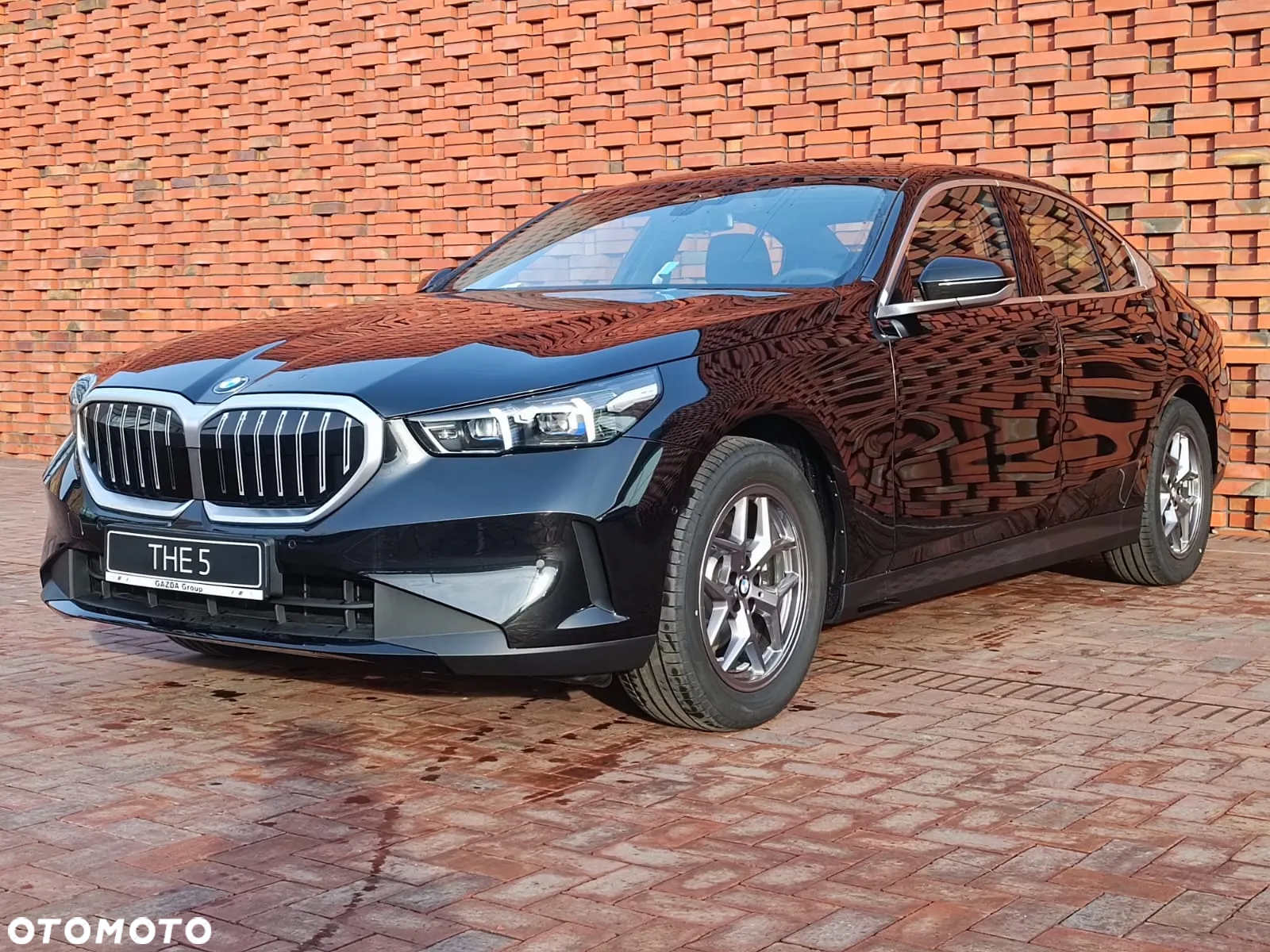 BMW Seria 5 520i mHEV - 5
