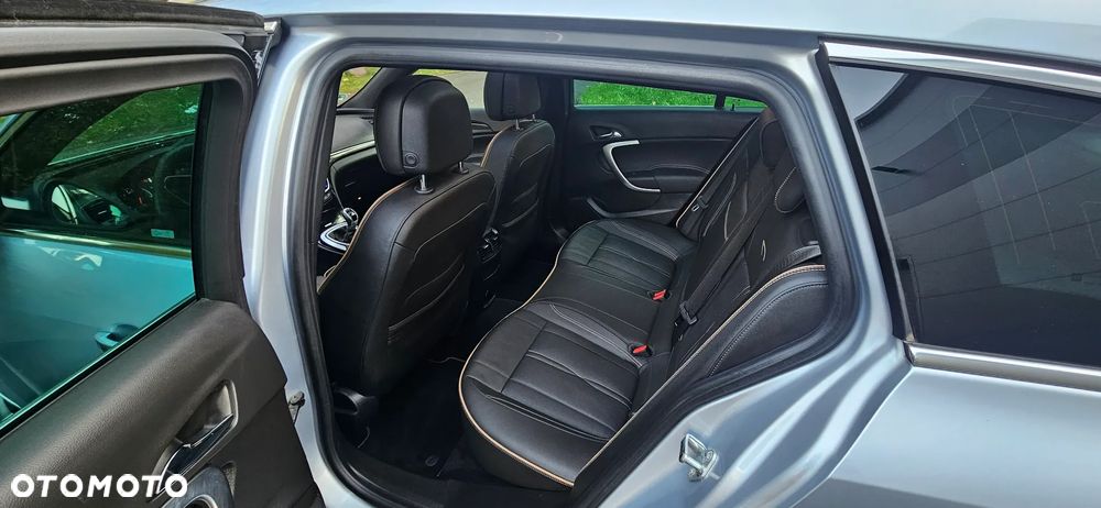 Opel Insignia - 25