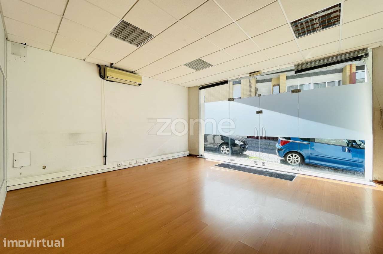 Armazém em Paranhos