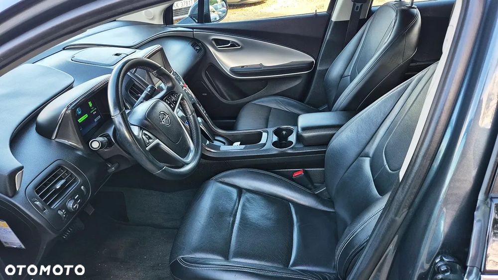 Opel Ampera - 28