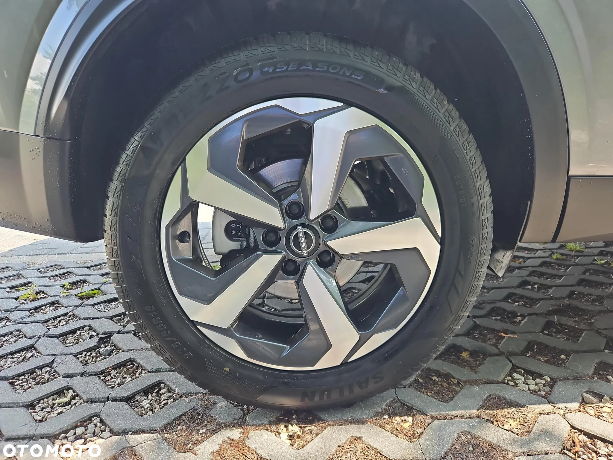 Nissan Qashqai 1.3 DIG-T mHEV N-Connecta Xtronic - 19