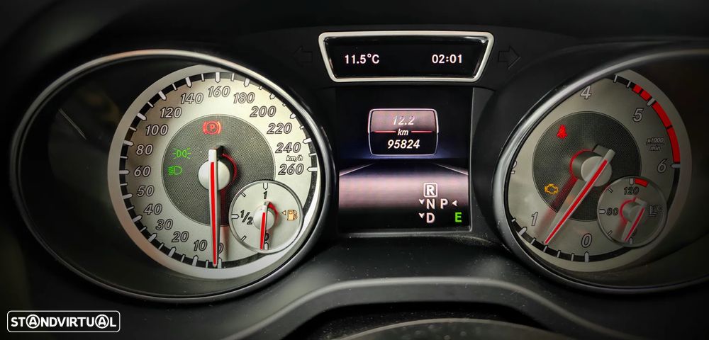 Mercedes-Benz GLA 220 d 7G-DCT AMG Line - 5