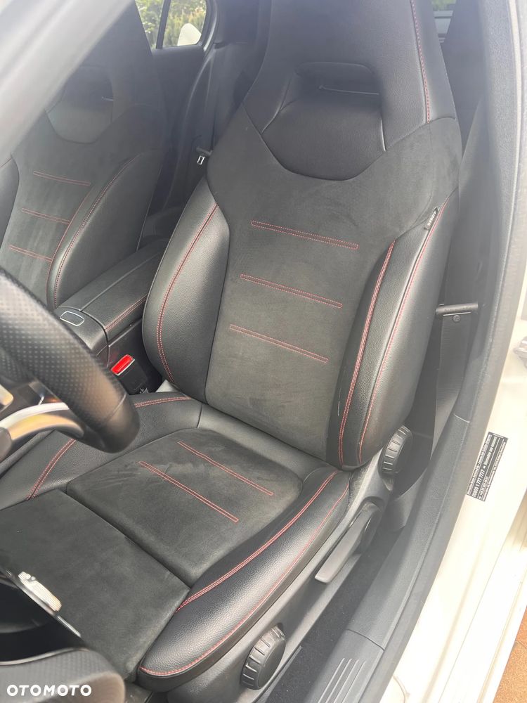 Mercedes-Benz Klasa A 250 E AMG Line 8G-DCT - 11