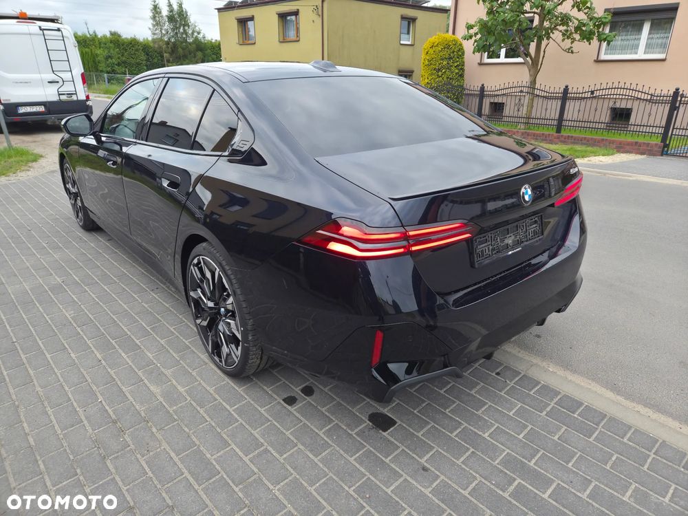 BMW Seria 5 520i - 6