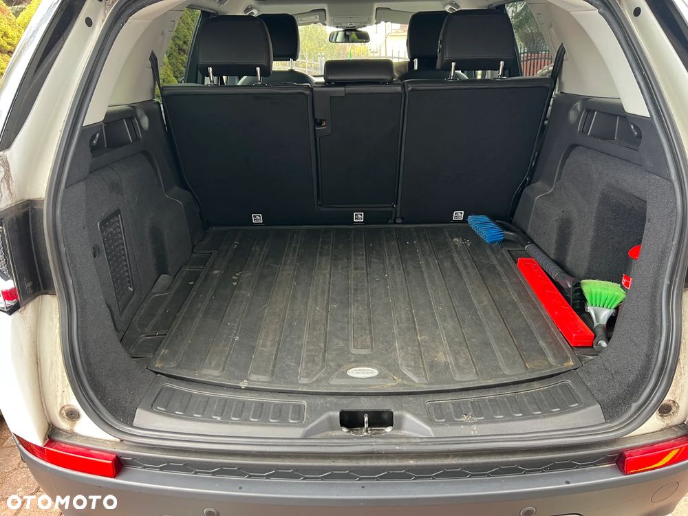 Land Rover Discovery Sport 2.0 Si4 HSE - 9