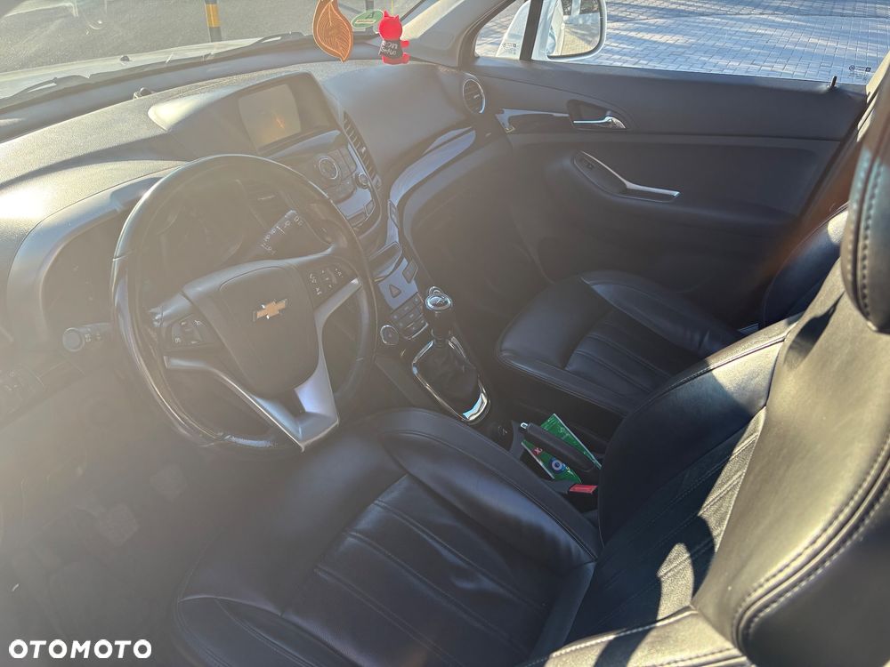 Chevrolet Orlando - 6