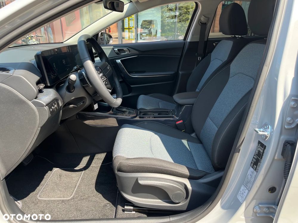 Kia XCeed 1.6 T-GDI M DCT - 12