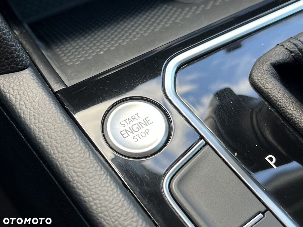 Volkswagen Passat Variant - 22