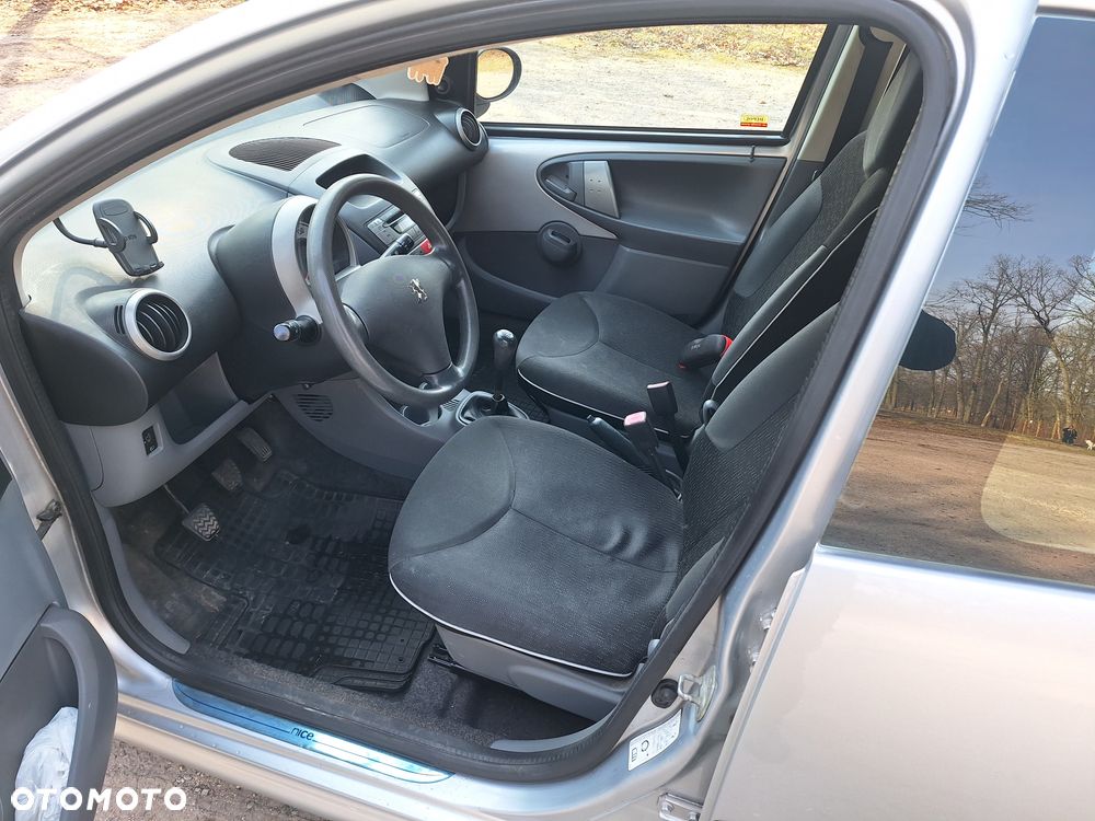 Peugeot 107 1.0 Trendy nICE - 6
