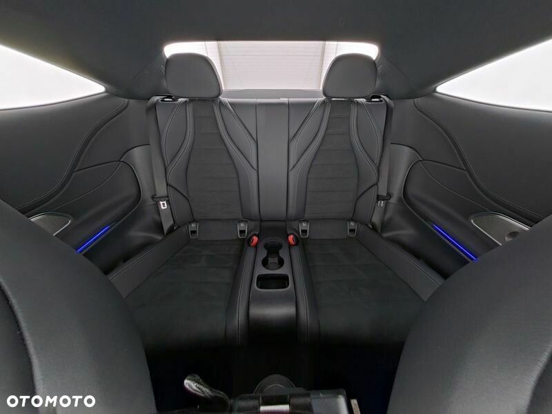 Mercedes-Benz CLE - 7