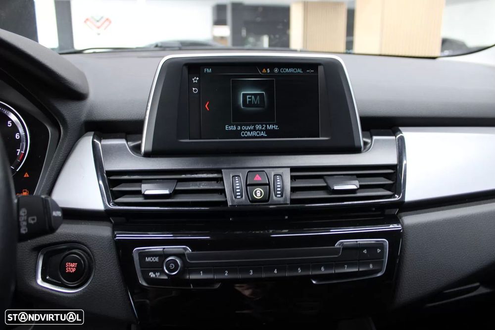 BMW 225xe Active Tourer iPerformance Luxury Line - 13