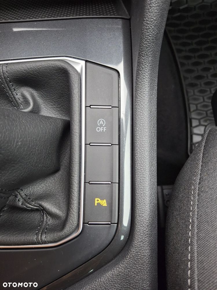 Volkswagen Tiguan 2.0 TDI SCR Life - 30
