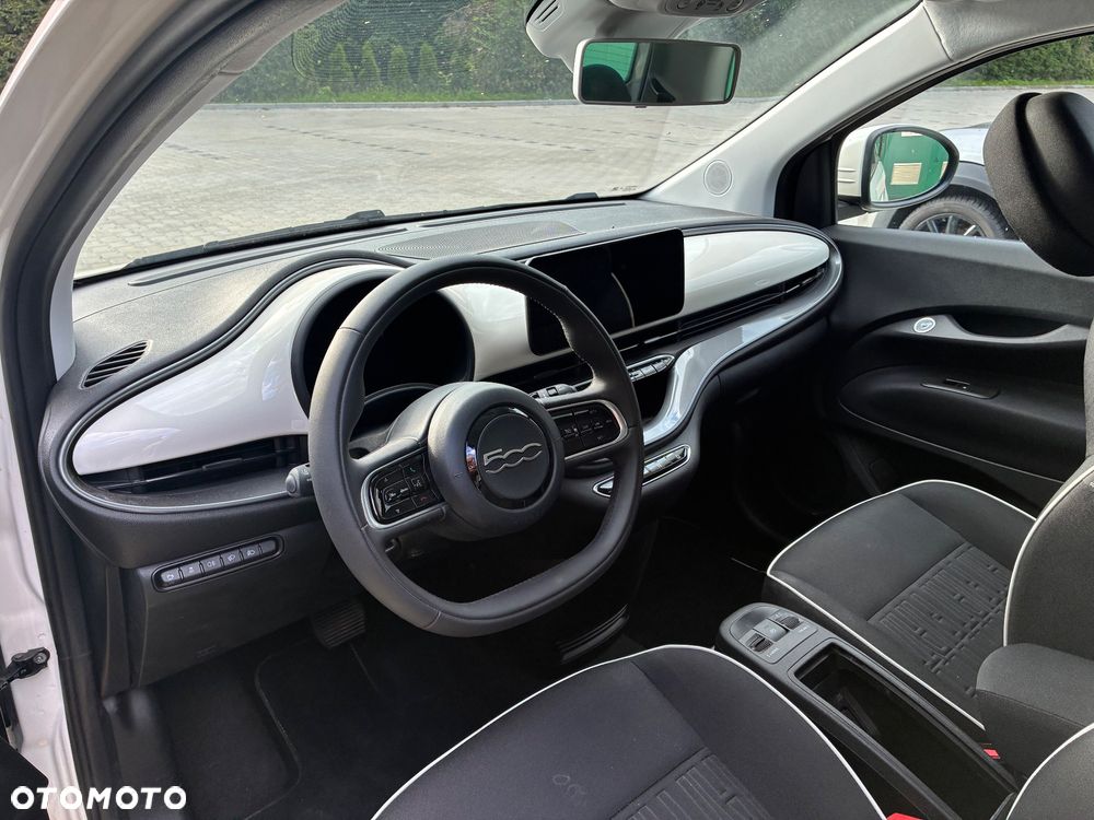 Fiat 500e - 12