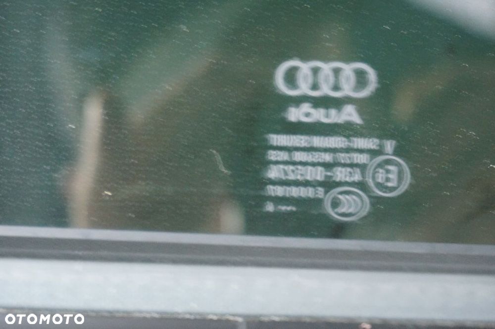 Szyberdach Panorama Audi A8 D4 Long 4H4877041 2016 - 9