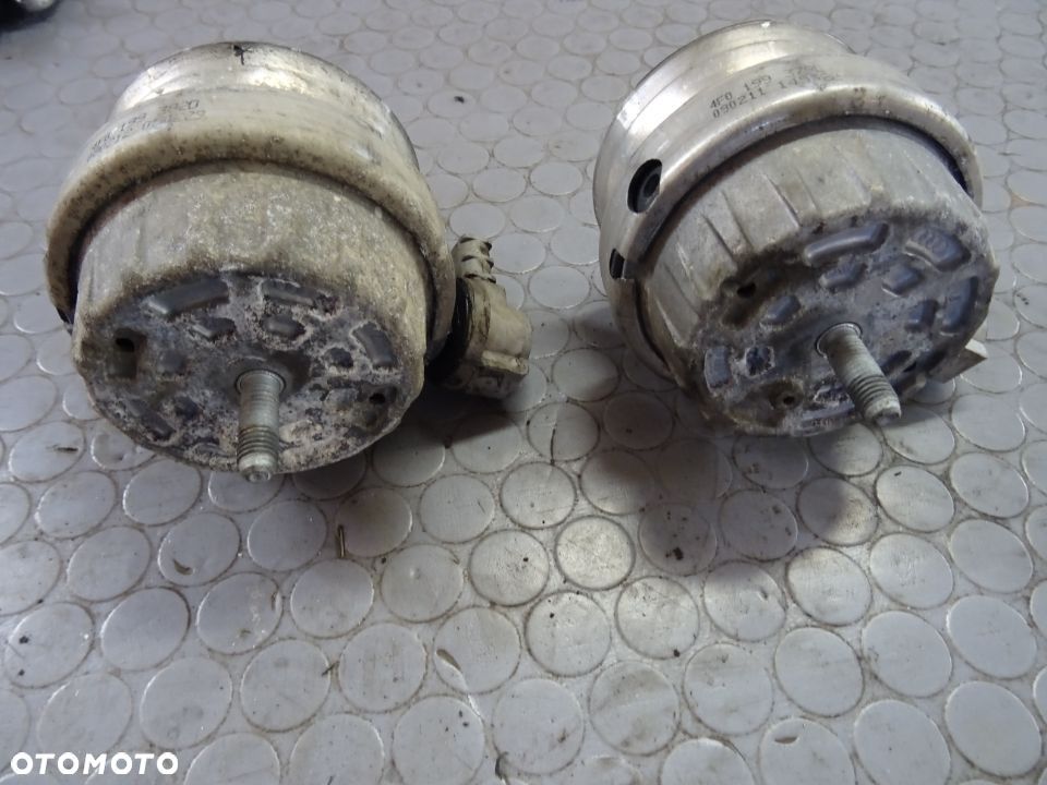 4F0199382D 379L poduszka silnika 2.7 TDI Audi A6 C6 czesci - 2