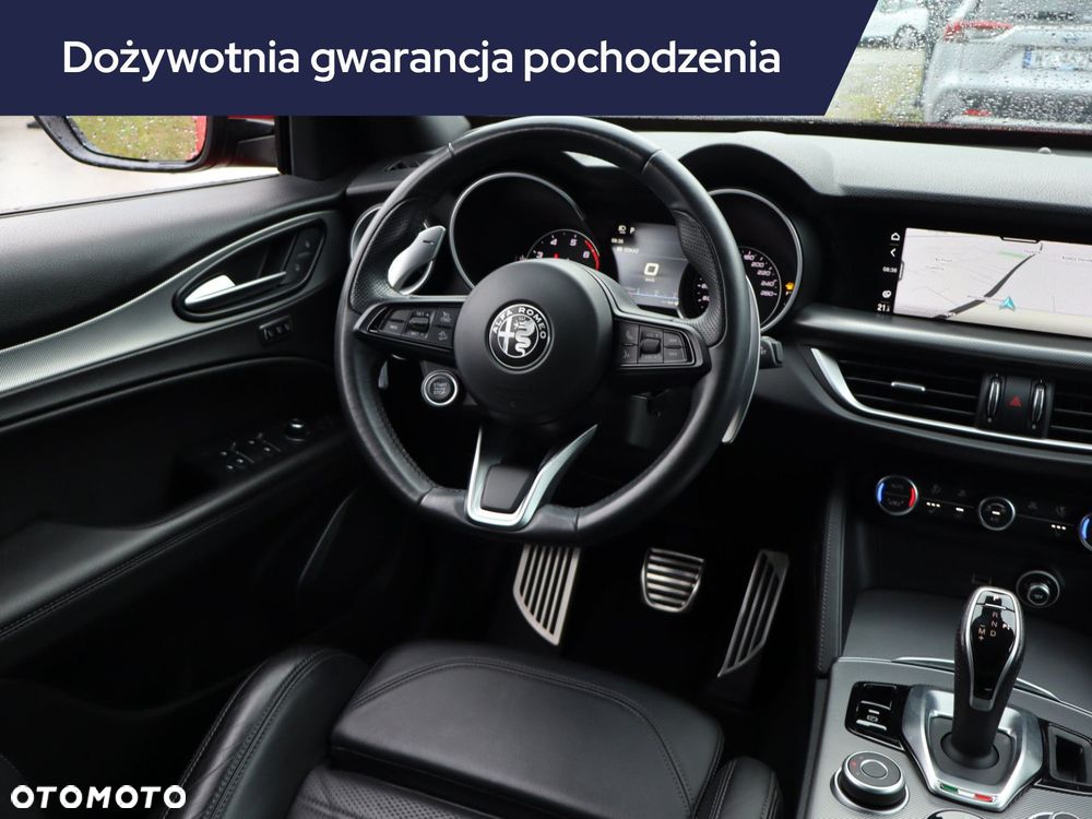 Alfa Romeo Stelvio - 9